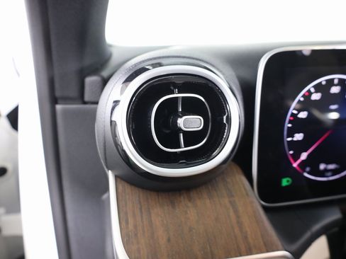 Certified 2025 Mercedes-Benz GLC 300 GLC 300 image 57