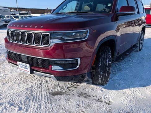 Used 2022 Jeep Wagoneer Series II AWD/4WD image 6