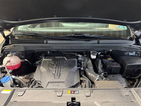 Certified 2024 Kia Carnival LX image 27