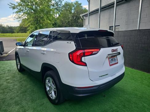 Used 2020 GMC Terrain SLE FWD image 4
