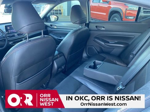 Used 2021 Nissan Altima 2.5 SR image 17