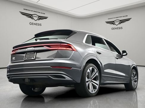 Used 2019 Audi Q8 Prestige w/ Luxury Package AWD/4WD image 22