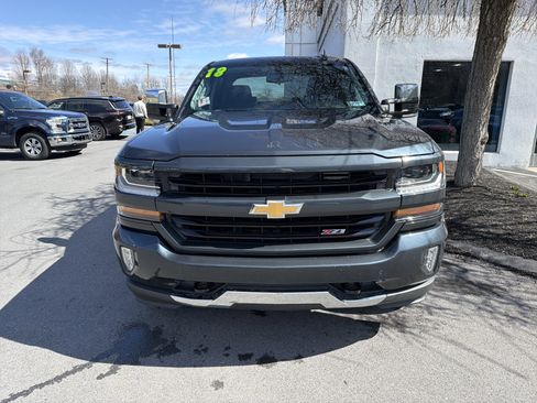 Used 2018 Chevrolet Silverado 1500 LT w/ All Star Edition image 9
