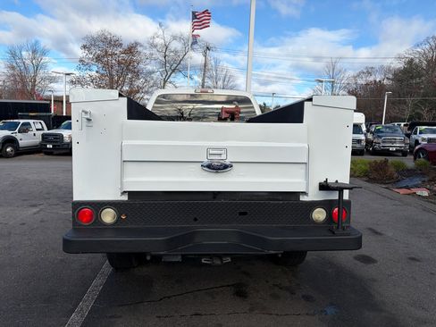 Used 2016 Ford F250 XLT w/ XLT Interior Package image 9