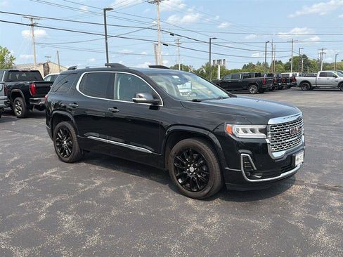 Used 2020 GMC Acadia Denali w/ Denali Ultimate Package AWD/4WD image 2