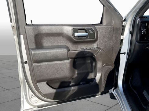 Used 2020 Chevrolet Silverado 1500 Custom w/ Custom Value Package RWD image 20