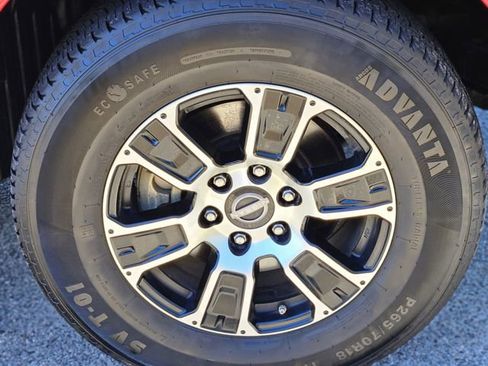 Certified 2023 Nissan Titan SV image 10