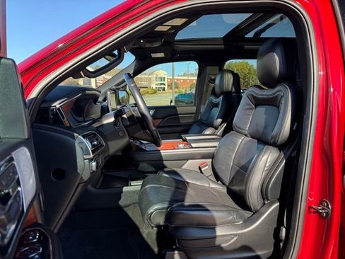 Used 2019 Lincoln Navigator Reserve w/ Cargo Package image 13