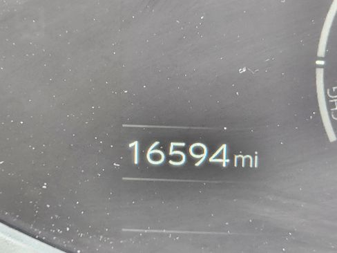 Used 2024 Toyota Prius Limited image 21