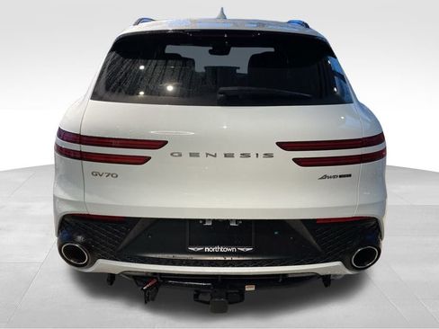 Certified 2024 Genesis GV70 3.5T Sport w/ Sport Advanced Package image 39