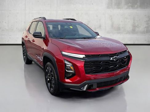 New 2026 Chevrolet Equinox RS w/ LPO, Floor Liner Package image 3