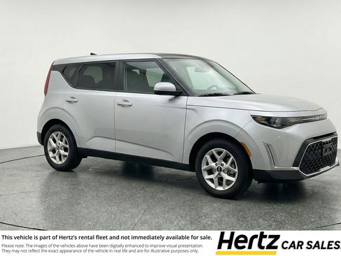 Used 2025 Kia Soul LX w/ LX Technology Package image 1