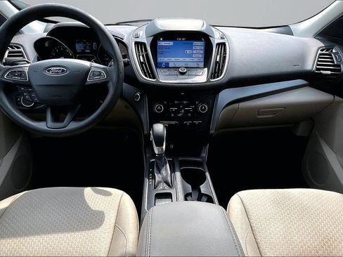 Used 2019 Ford Escape SE FWD image 7