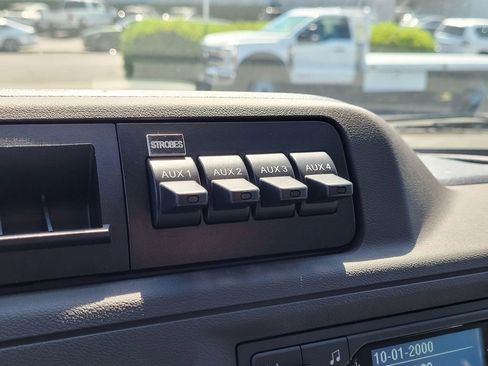 New 2025 Ford E-450 and Econoline 450 Super Duty w/ Power Equipment Group image 18