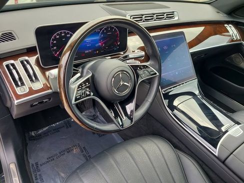 Used 2025 Mercedes-Benz S 500 4MATIC image 24