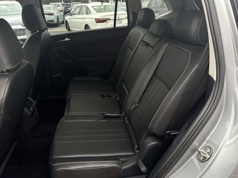 Certified 2022 Volkswagen Tiguan SE image 26