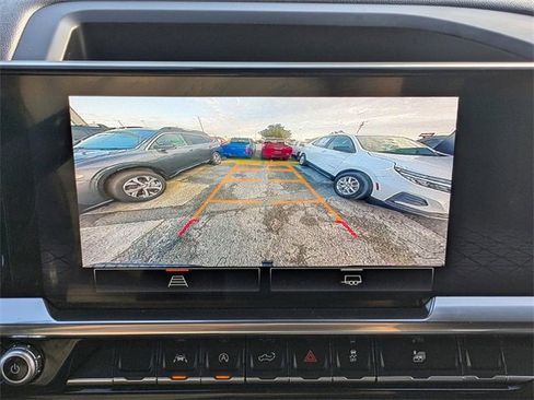 Used 2022 GMC Sierra 1500 SLE image 31