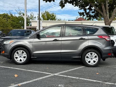 Used 2014 Ford Escape S FWD image 7