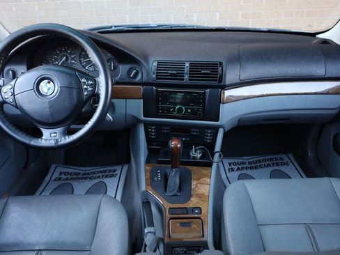 Used 2001 BMW 530i Sedan image 24