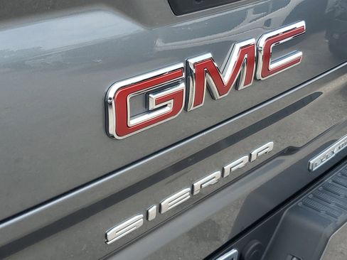 Used 2022 GMC Sierra 1500 Elevation RWD image 6