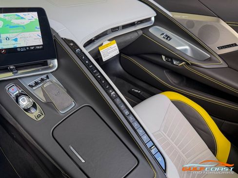 Used 2022 Chevrolet Corvette Stingray Premium Conv image 18