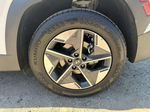 Used 2025 Hyundai Tucson SEL FWD image 32