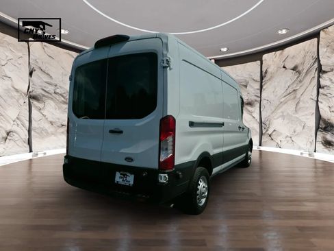 Used 2023 Ford Transit 250 Medium Roof AWD w/ Load Area Protection Package image 9