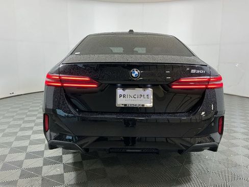 Certified 2025 BMW 530i w/ M Sport Package RWD image 6