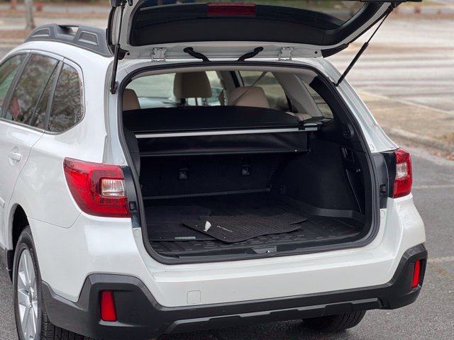 Used 2019 Subaru Outback 2.5i Premium AWD/4WD image 41