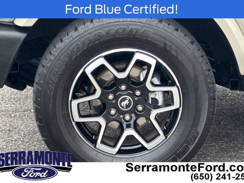 Certified 2025 Ford Bronco Outer Banks AWD/4WD image 30