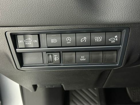 Used 2025 Toyota Tundra Limited w/ Power Package AWD/4WD image 14