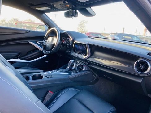 Used 2019 Chevrolet Camaro SS image 29