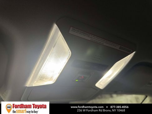 Used 2023 Toyota RAV4 LE AWD/4WD image 28