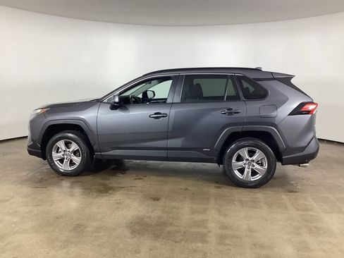 Used 2024 Toyota RAV4 XLE w/ Convenience Package AWD/4WD image 8