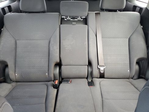 Used 2017 Kia Sorento LX image 25