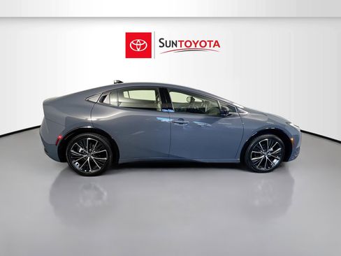 Used 2026 Toyota Prius XLE image 2