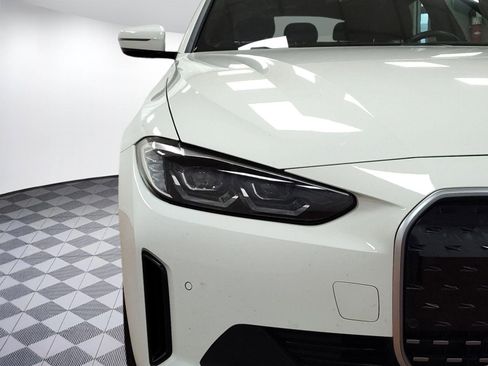 Used 2023 BMW i4 eDrive35 w/ Premium Package image 10