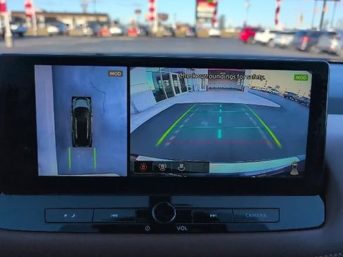 Used 2025 Nissan Rogue Platinum w/ Platinum Premium Package image 33