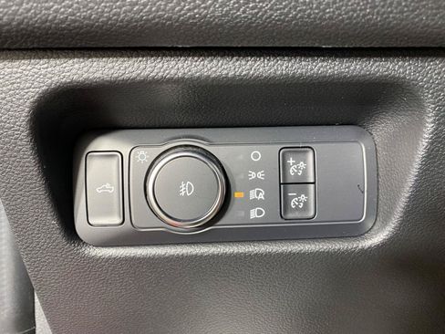 Used 2025 Ford Ranger XLT w/ Equipment Group 301A High AWD/4WD image 18