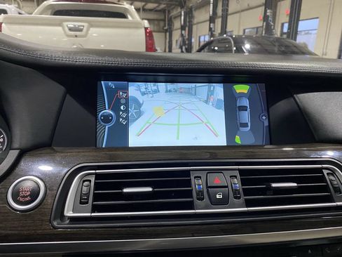 Used 2011 BMW 740Li RWD image 6