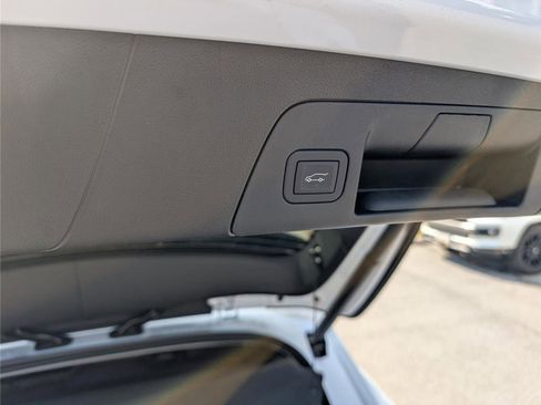 New 2026 Buick Envision Sport Touring AWD/4WD image 11