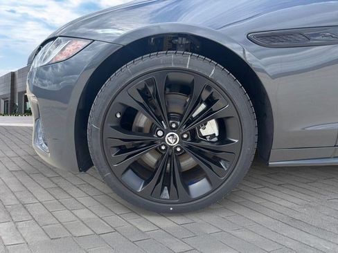New 2024 Jaguar XF R-Dynamic SE AWD/4WD image 9