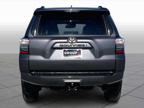 Certified 2022 Toyota 4Runner SR5 Premium image 4