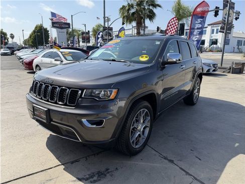 Used 2020 Jeep Grand Cherokee Limited w/ Luxury Group II RWD image 3