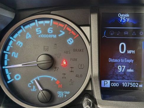 Used 2020 Toyota Tacoma TRD Sport AWD/4WD image 13