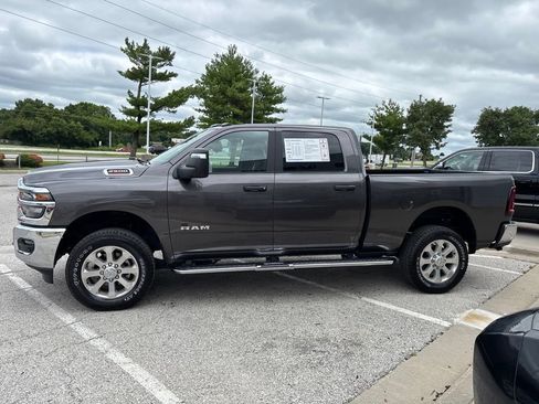 Used 2026 RAM 2500 Big Horn AWD/4WD image 17
