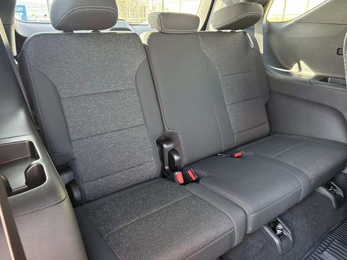 New 2026 Chevrolet Traverse LT w/ Driver Confidence Package image 9