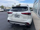Certified 2020 Toyota Highlander Platinum image 4