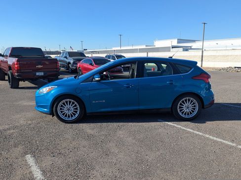 Used 2016 Ford Focus Electric Hatchback image 2