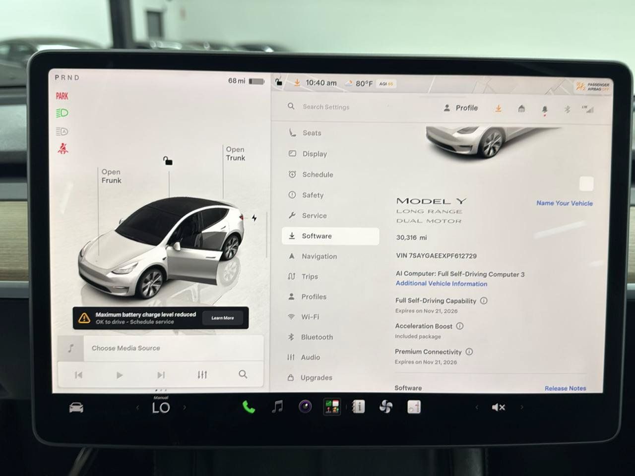 Used 2023 Tesla Model Y Long Range AWD/4WD image 24